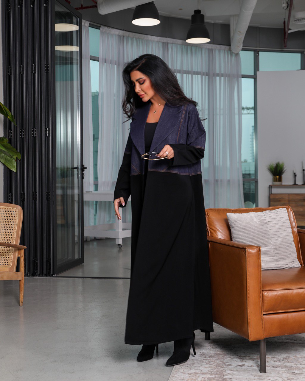 عبايه كريب بليزر جينز J3004