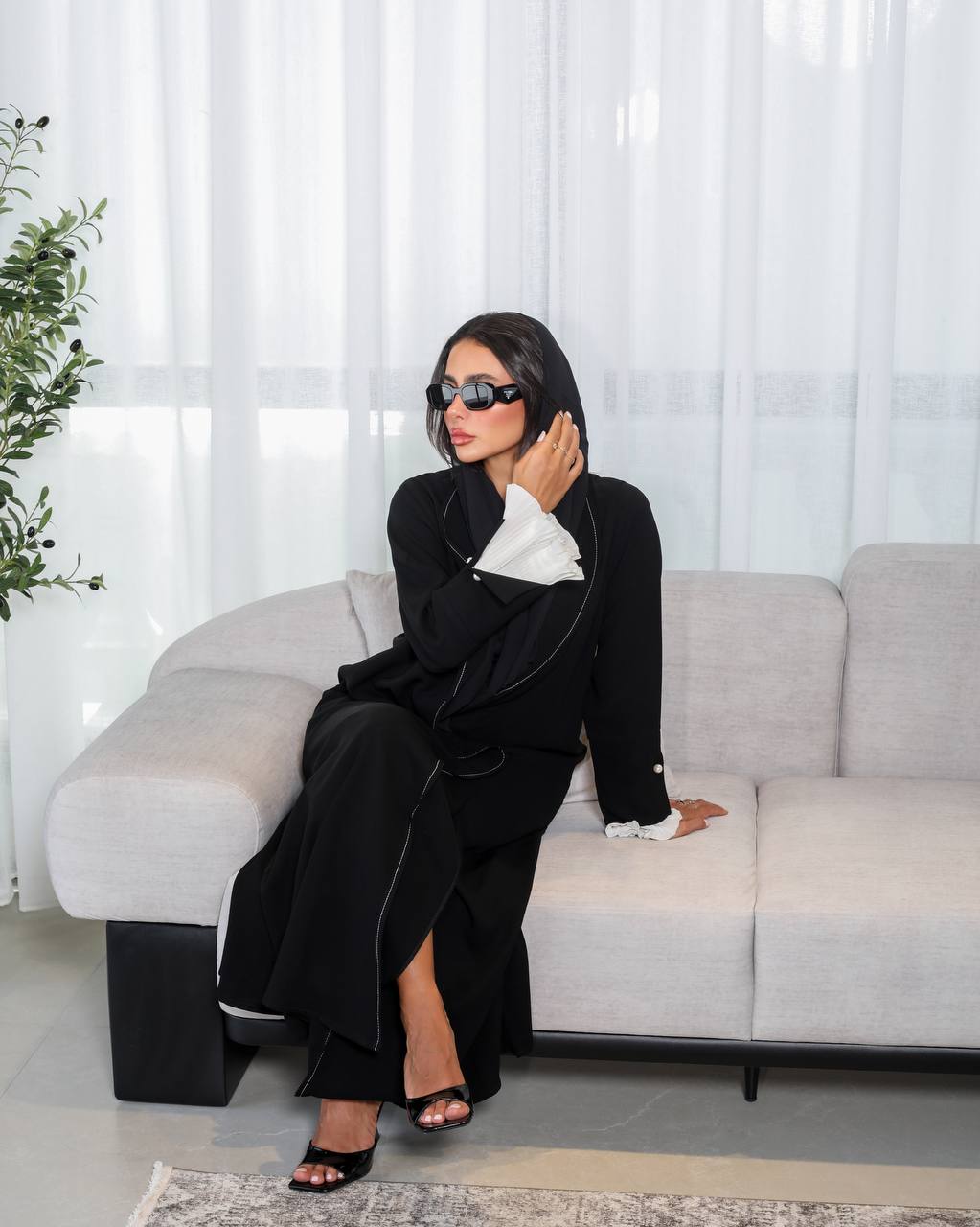 Black crepe abaya C:6474
