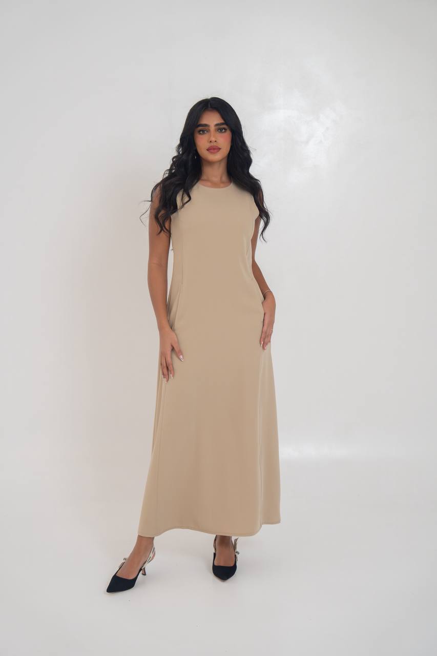 Beige crepe dress.C:197