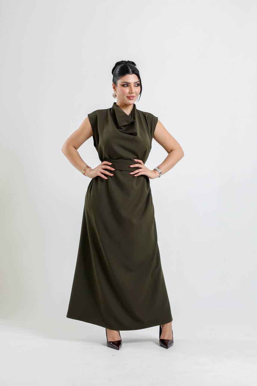 crepe dress in olive green. C:198 Green