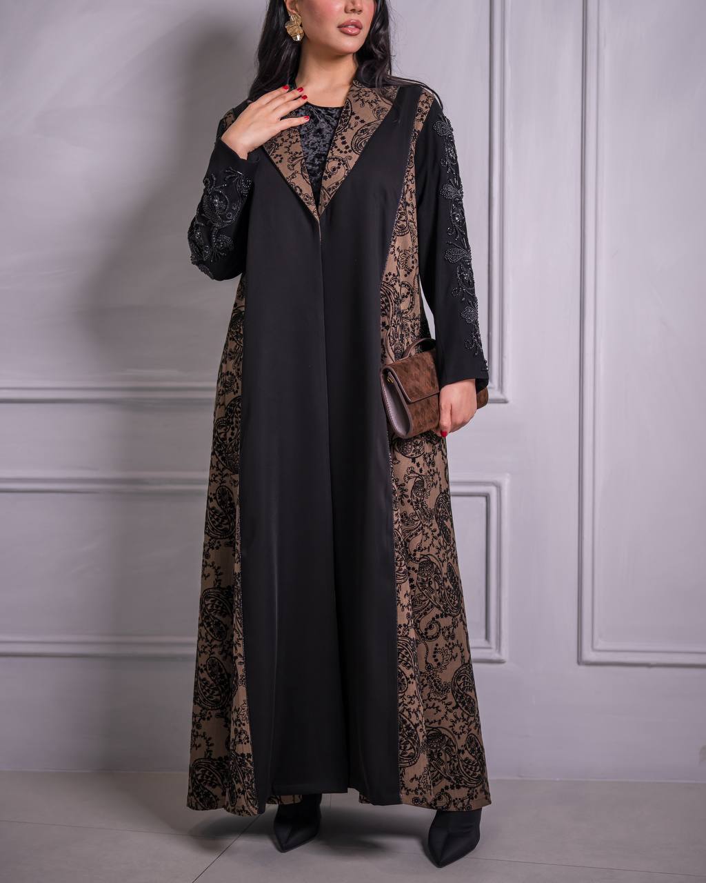 Plain black crepe blazer abaya with brown printed crepe. C:6733 Brown