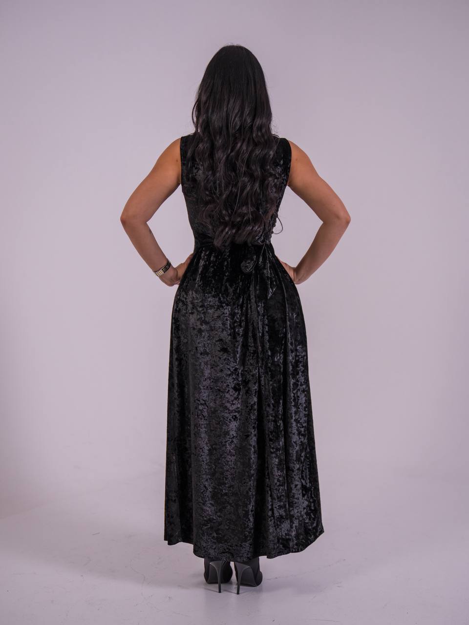 black stretch velvet dress. C:223 Black