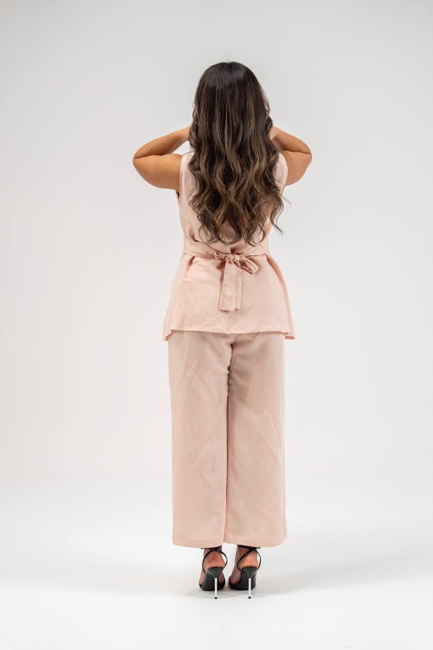 Vest and pants set, light pink linen.C:230
