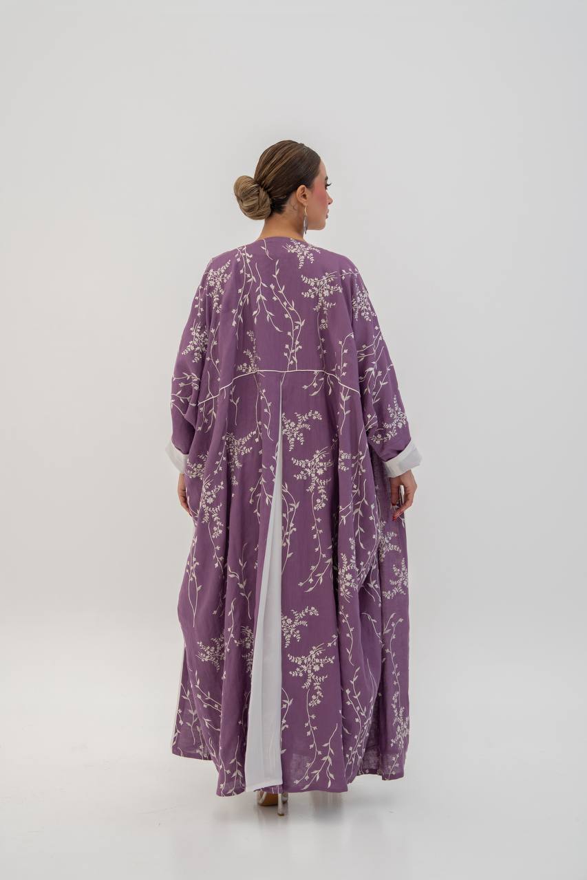 Linen abaya in purple with embroidery. C:6784