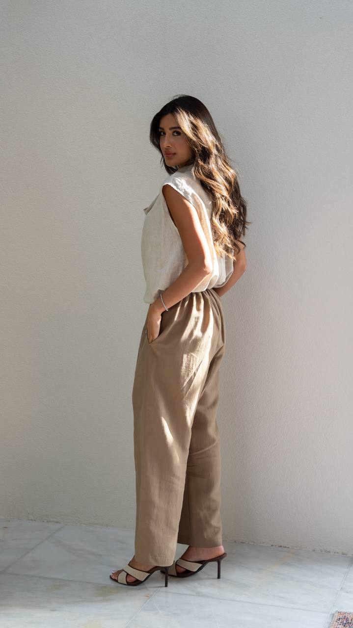 Blouse and pants set.C:240