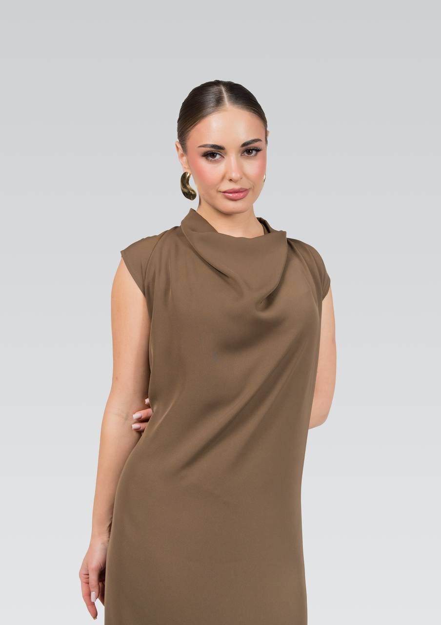 Brown crepe dress.C:259 Brown