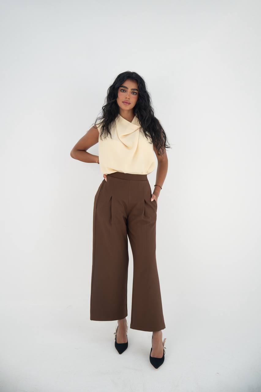 Blouse & Linen Beige brown SetC:150