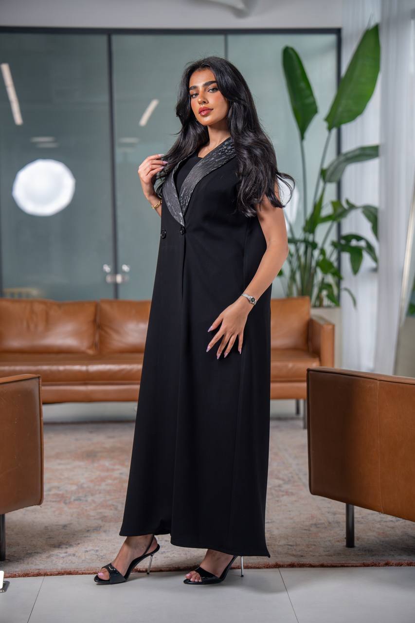بليزر داخلي بخام كريب و خام جاكار ، باللون الاسود C:200