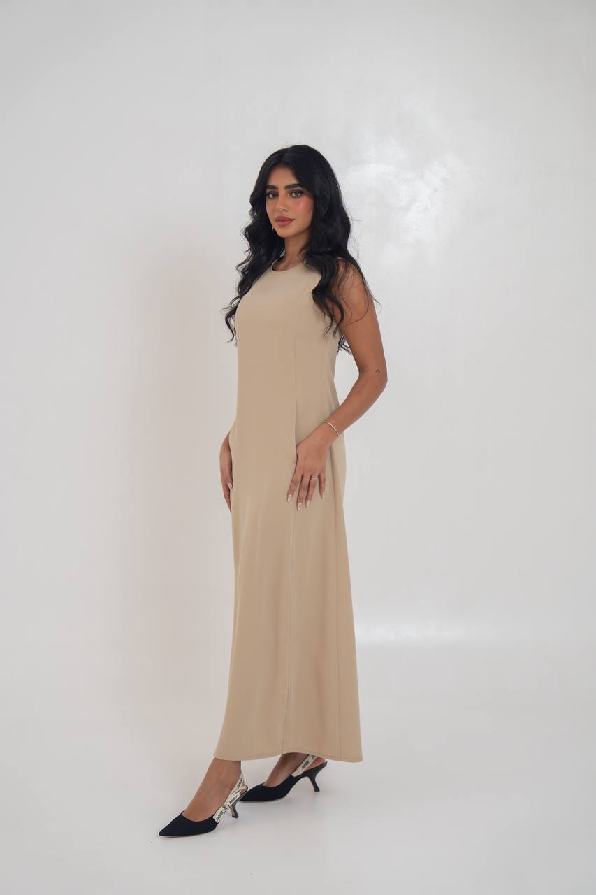 Beige crepe dress.C:197