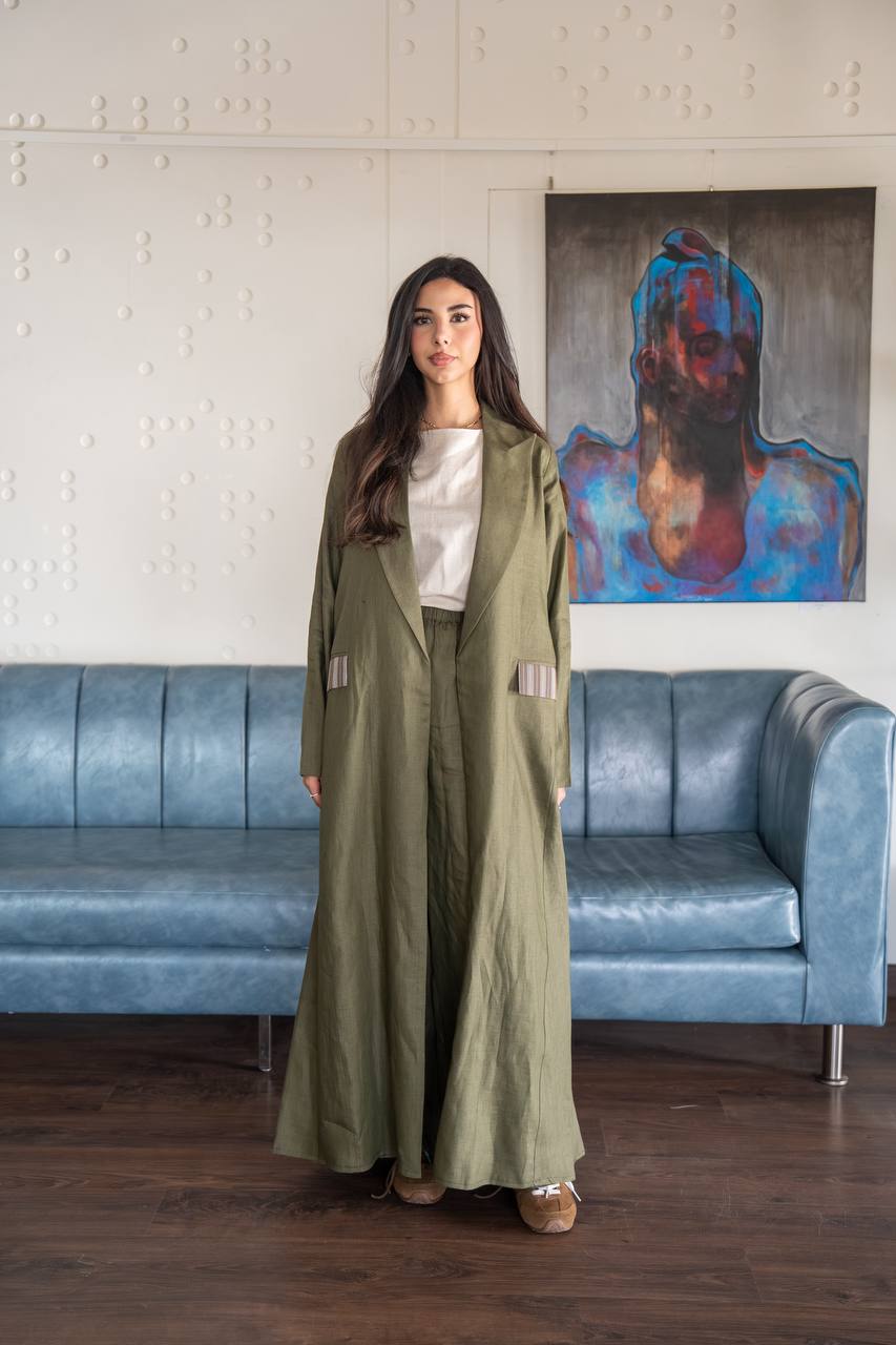 عباية بخام اللينن باللون الاخضر .C: 6777