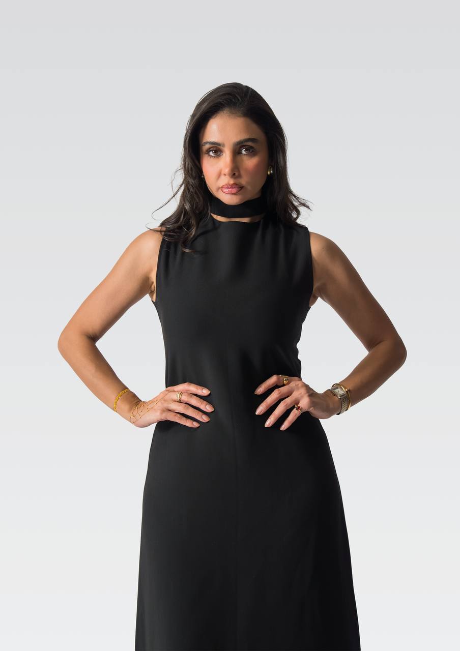 Black crepe dress.C:218 Black