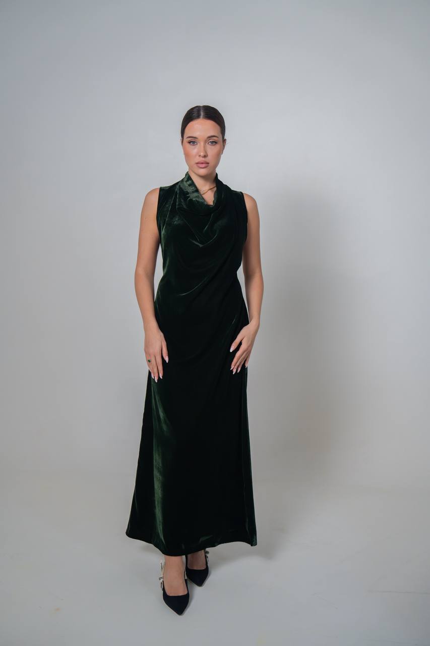 olive green velvet dress.C:222 Green