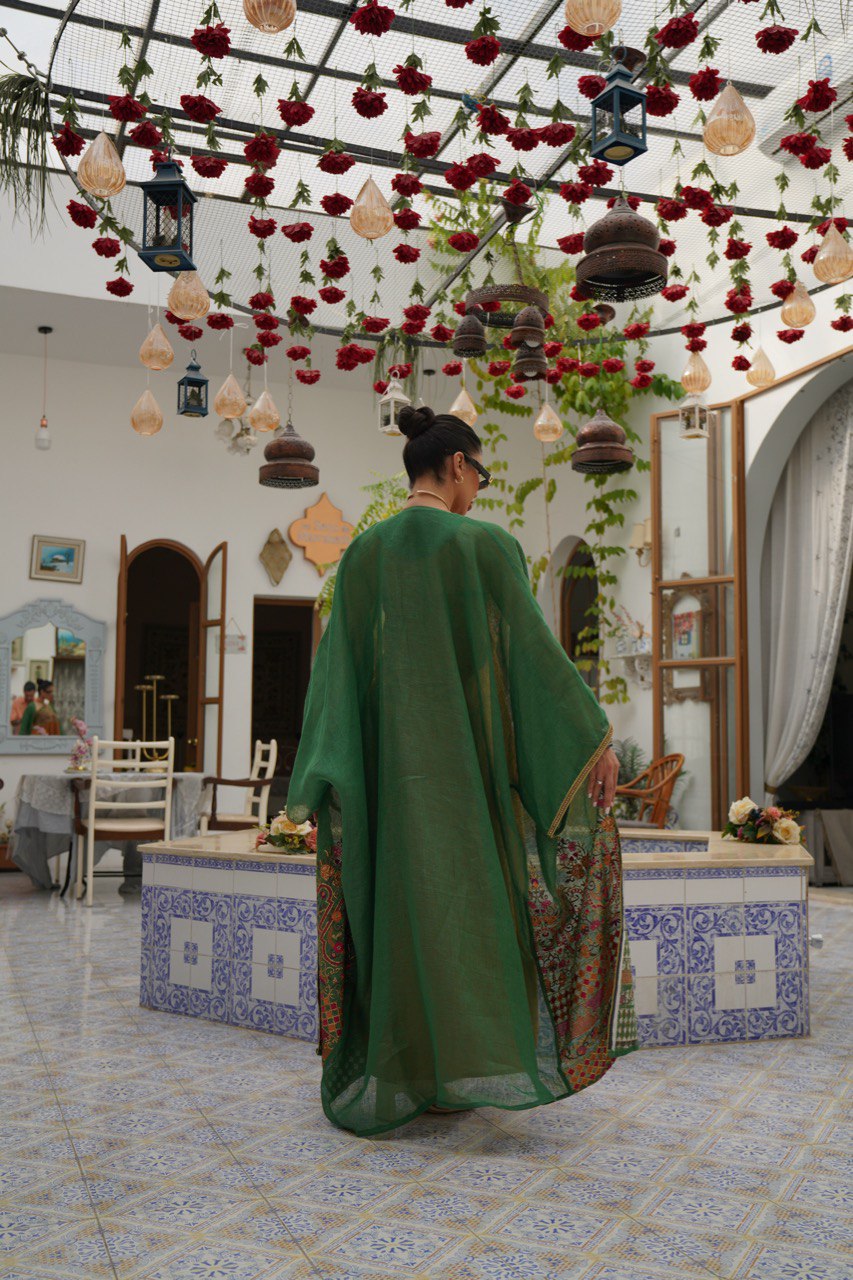 ABAYA BESHT LINEN WITH EMBROIDERY . C:6412