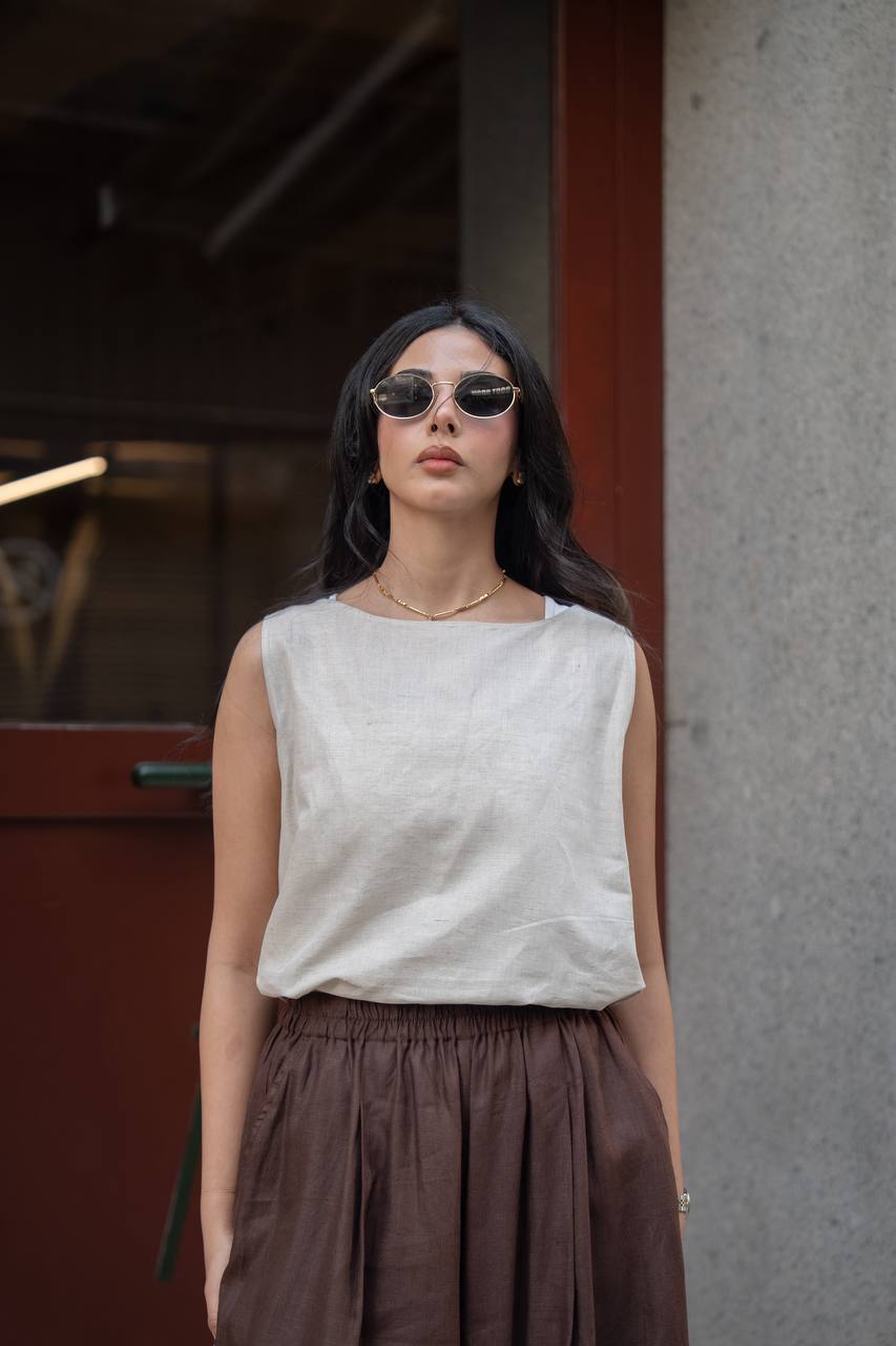 Beige blouse and brown trousers set, linen. C:235 Beige/Brown