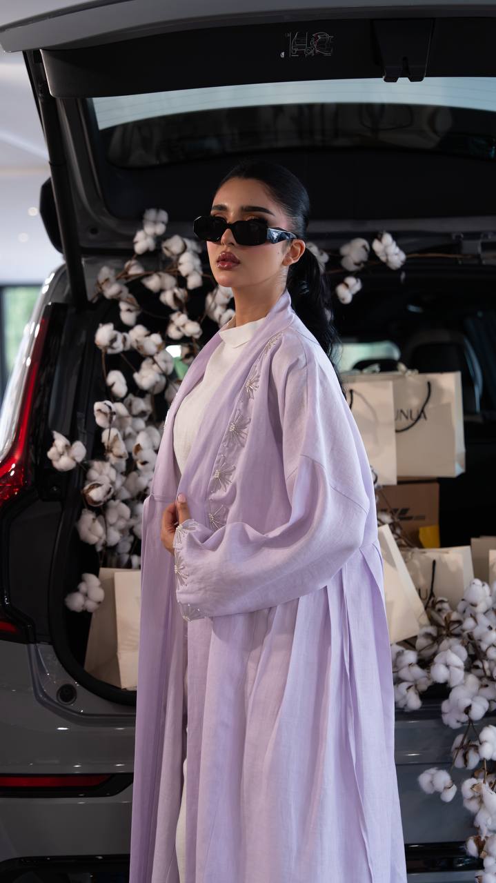 Light purple linen abaya with hand-stitched details. C:6790