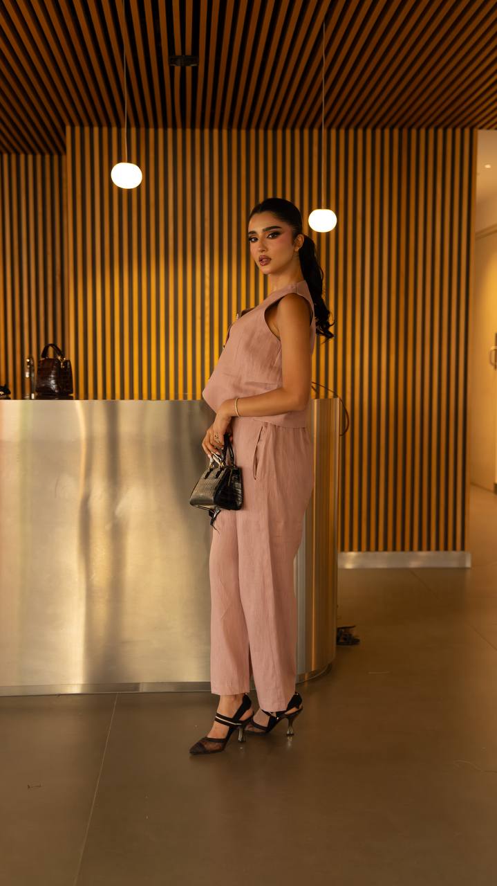 Vest and pants set, linen in pink.C:238