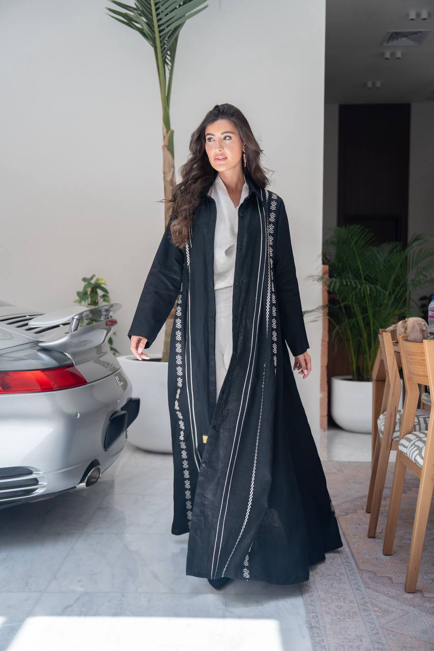 Linen abaya in black.C:6683