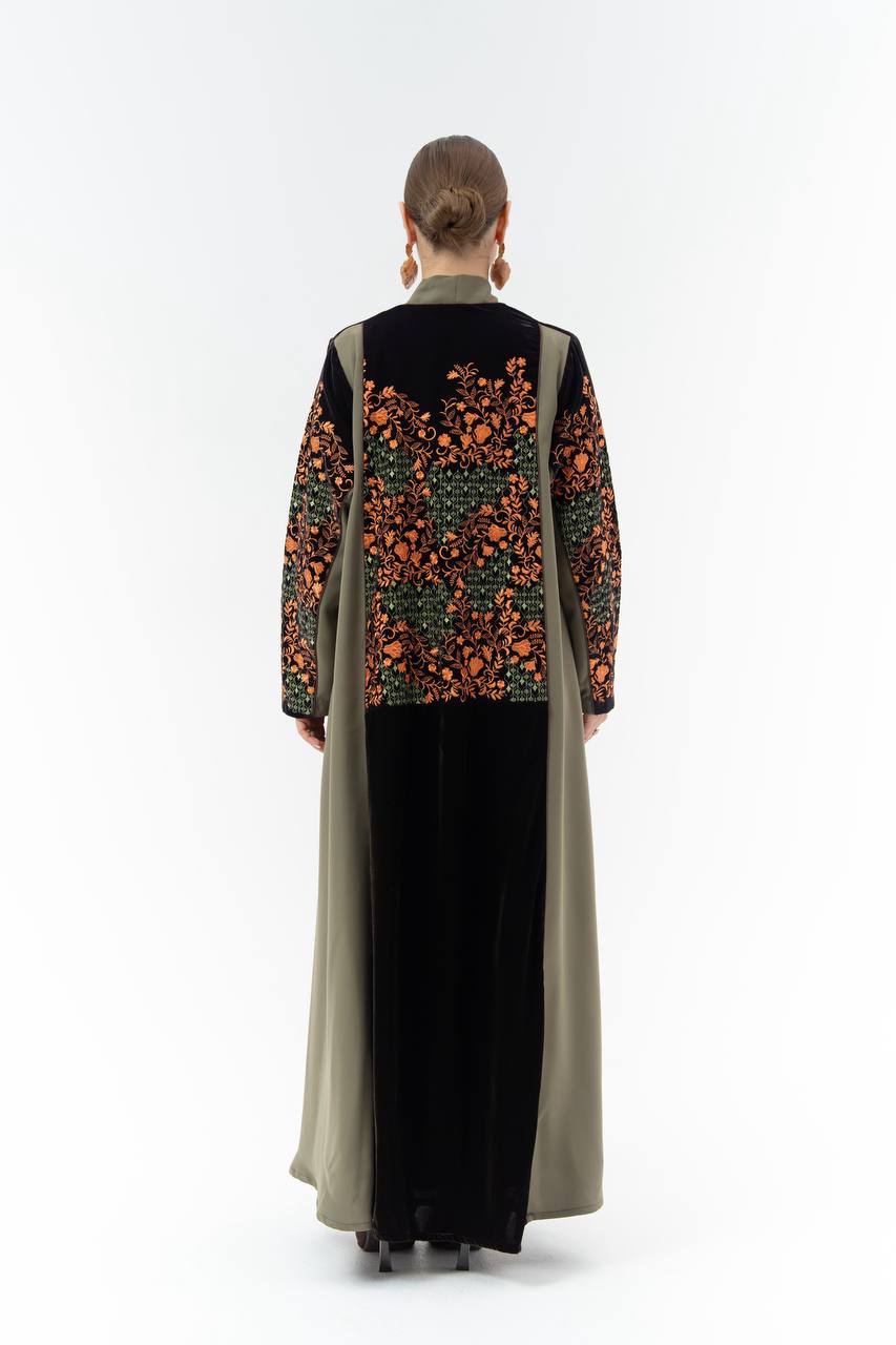 Embroidered velvet and crepe abaya.C:6835