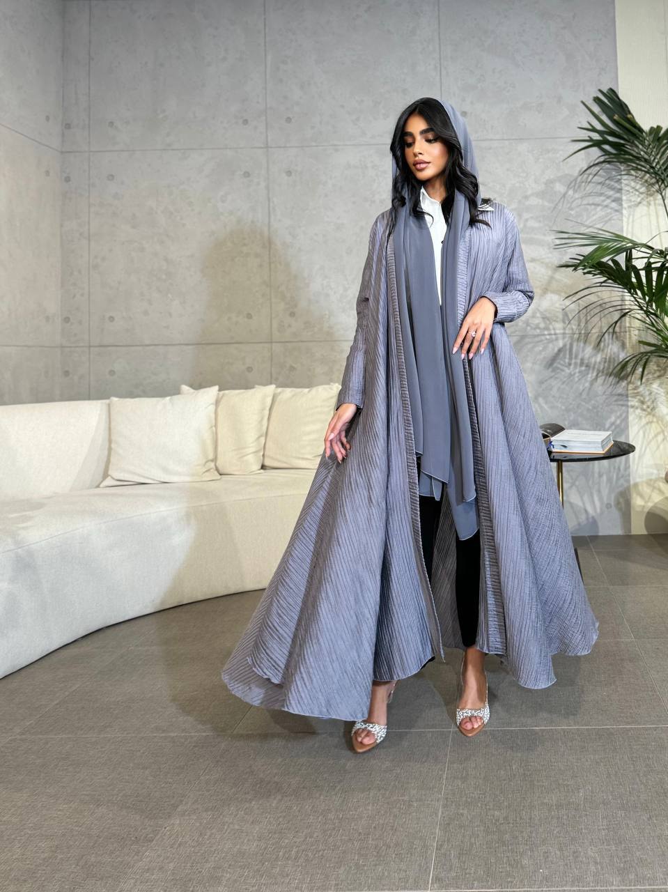 Crepe Abaya Grey C:6505 Gray (Free size)