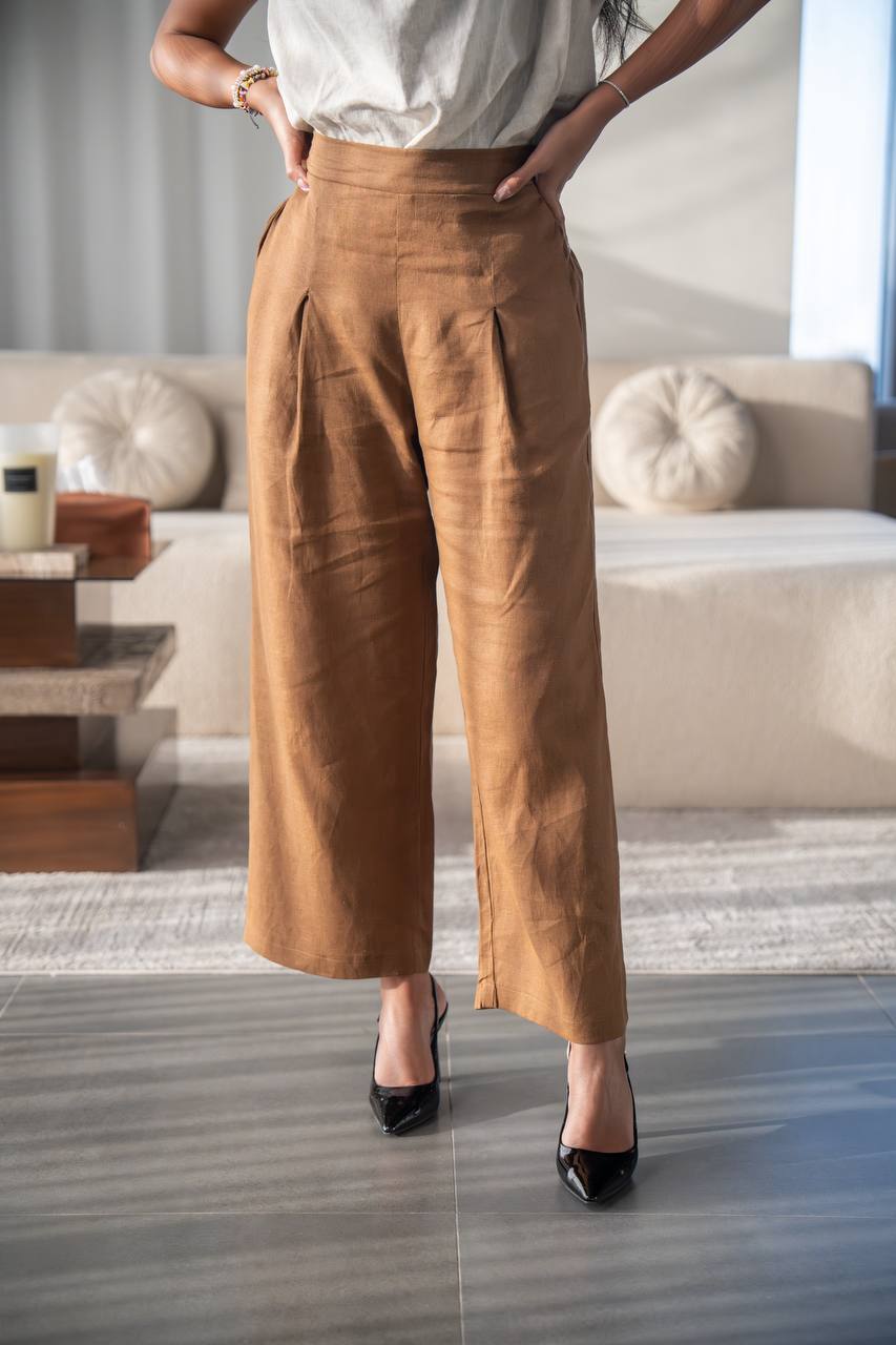 Light beige blouse and camel pants set, made of linen.C:150
