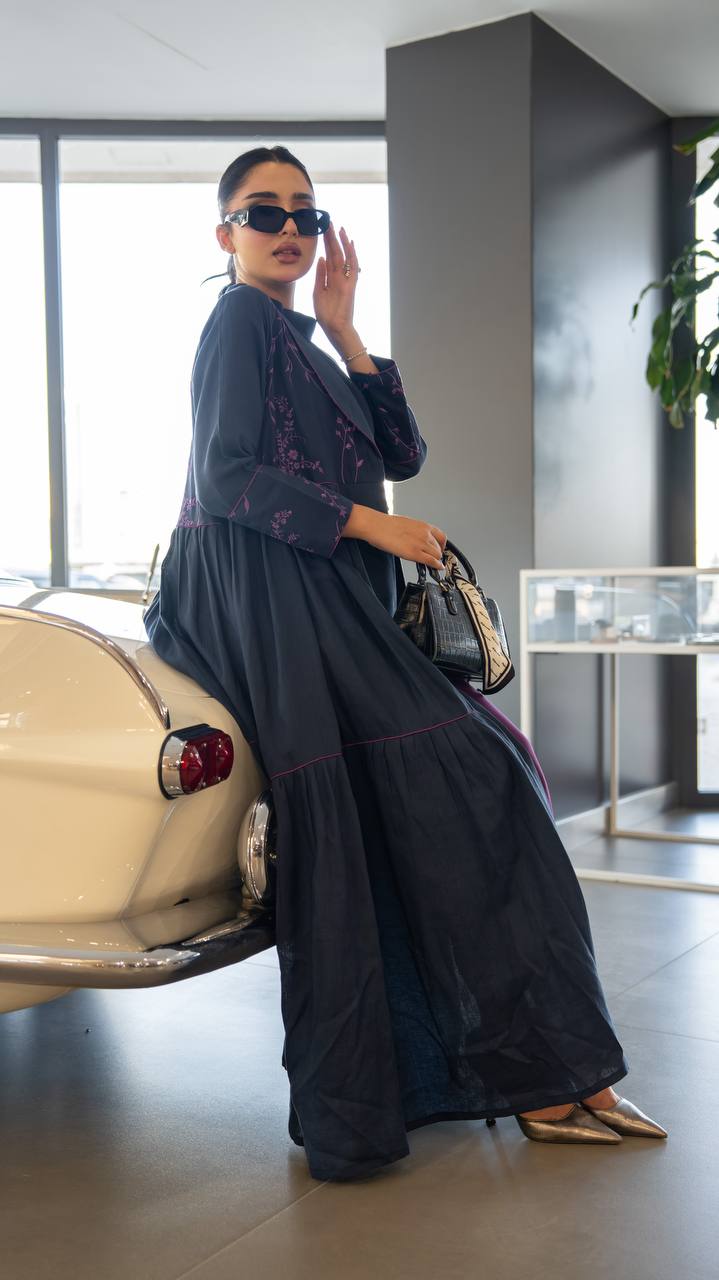 Linen abaya in navy blue with embroidery.C:6786