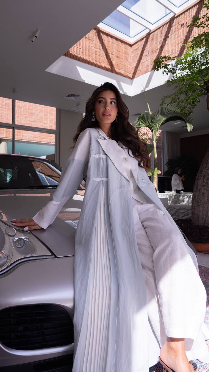 Linen blazer abaya with pleats on the sides.C:6796