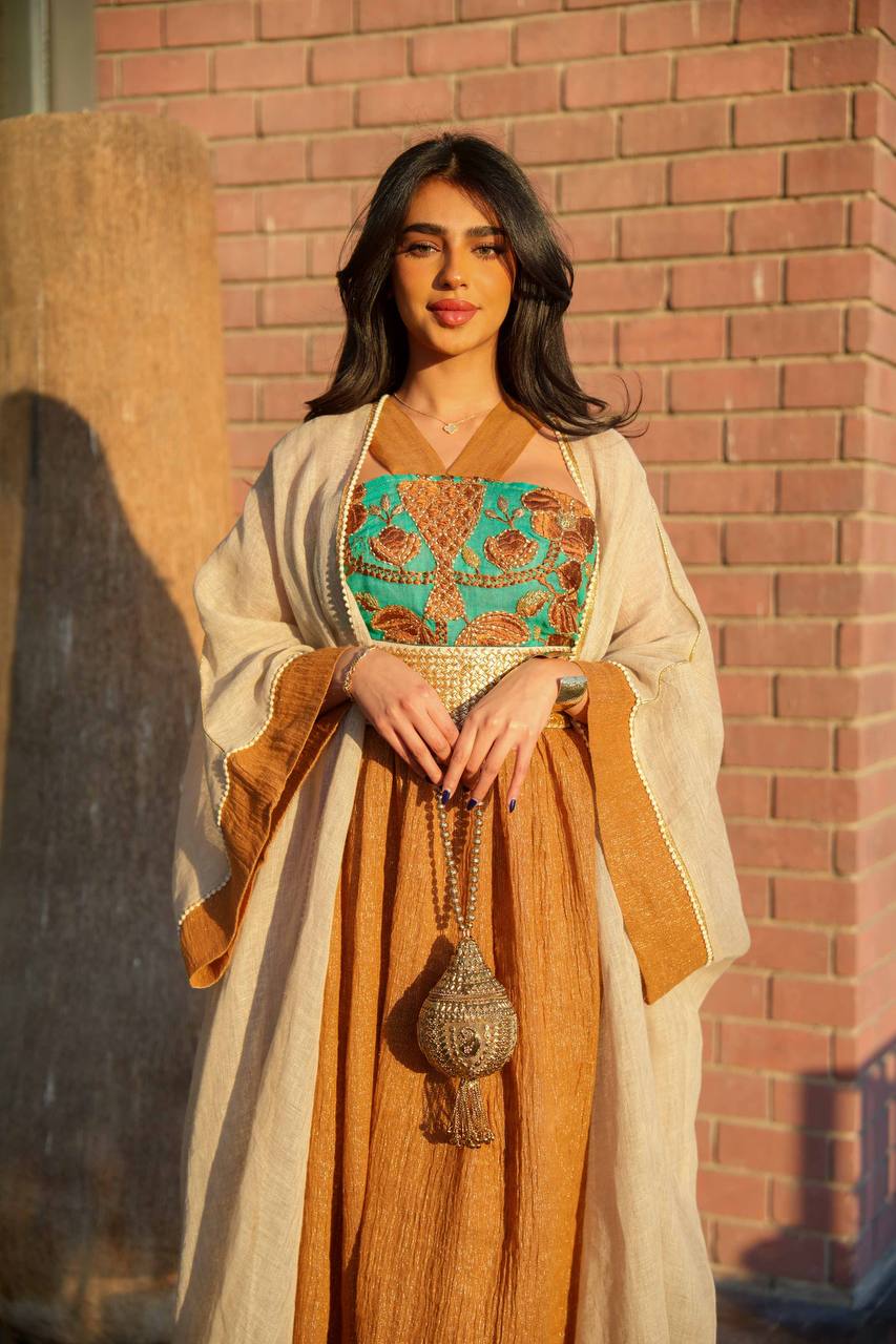 Light beige linen burlap bisht with camel linen dress C:6590