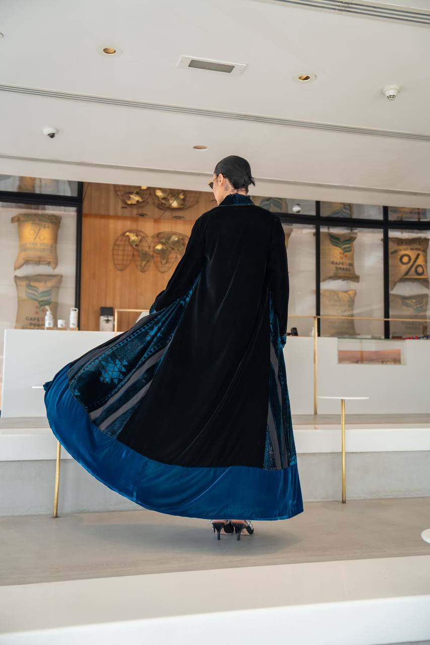 Black and turquoise velvet abaya. C:6701