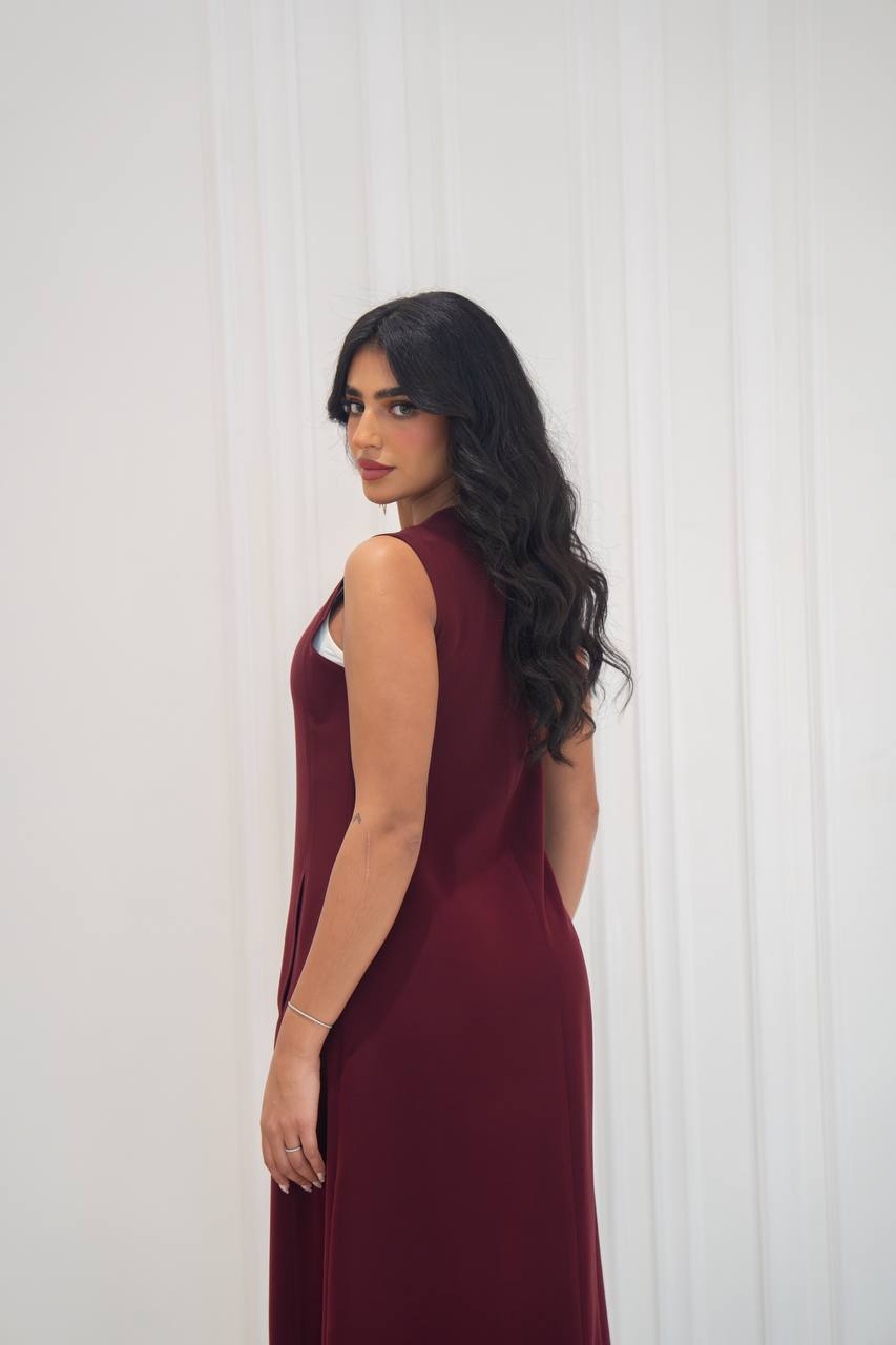 burgundy crepe dress. C:197