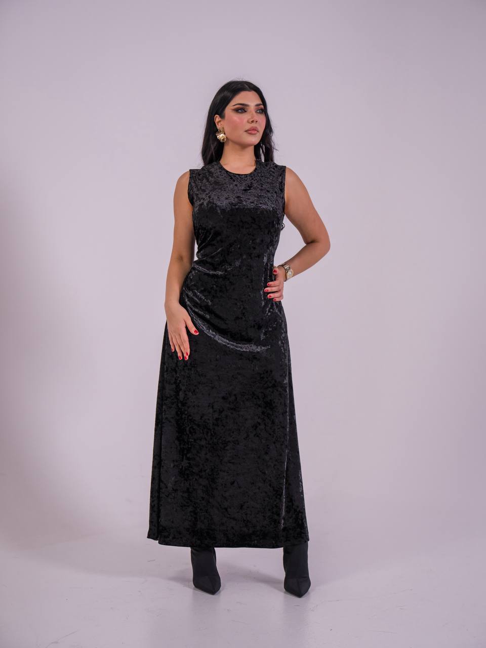 black stretch velvet dress. C:223 Black