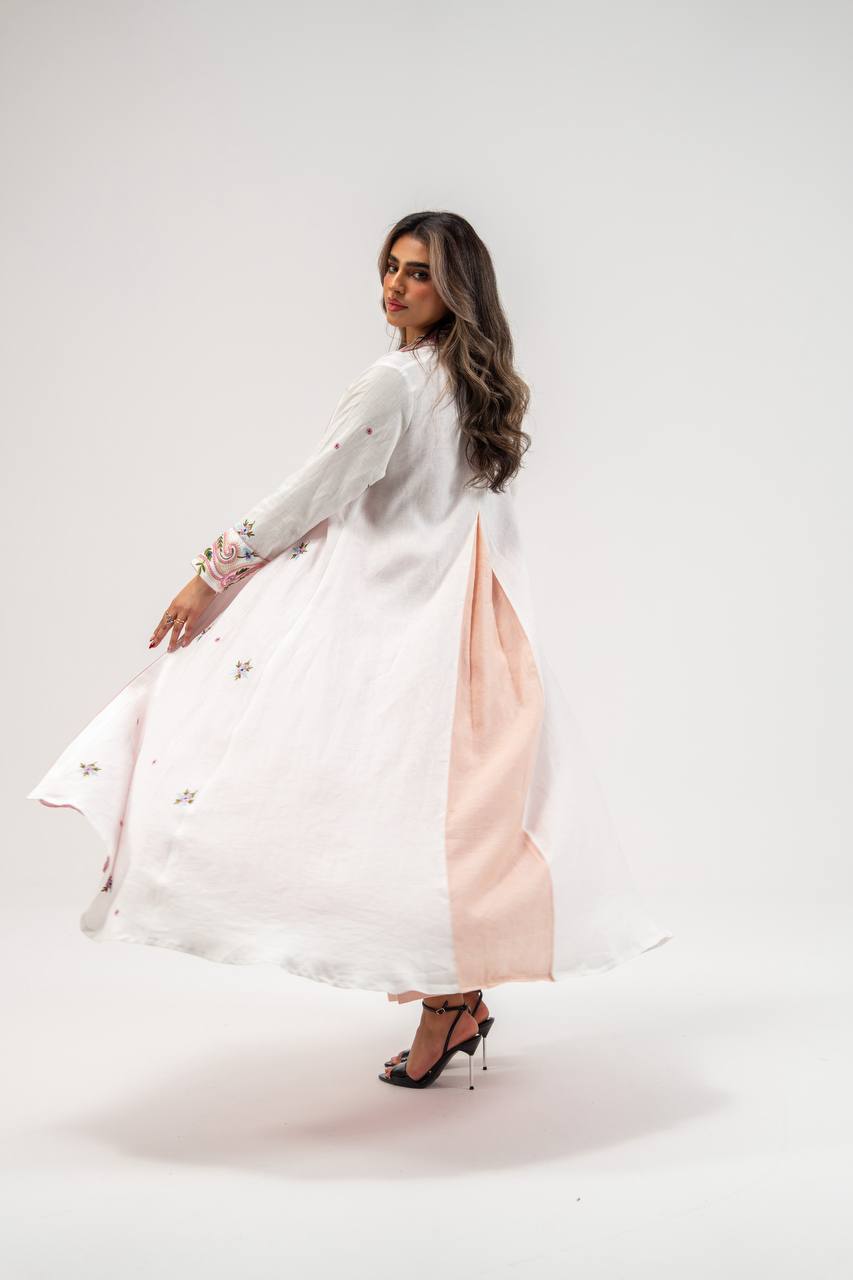 Linen abaya in white with embroidery . C:6772