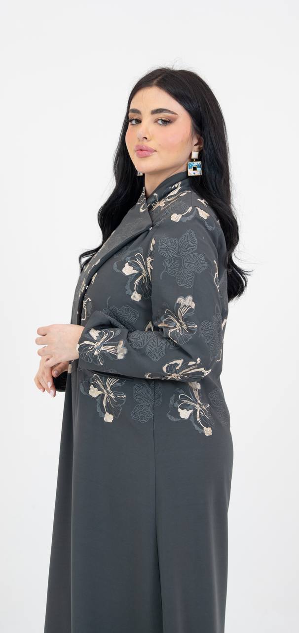 Crepe abaya in gray with embroidery. C:6765
