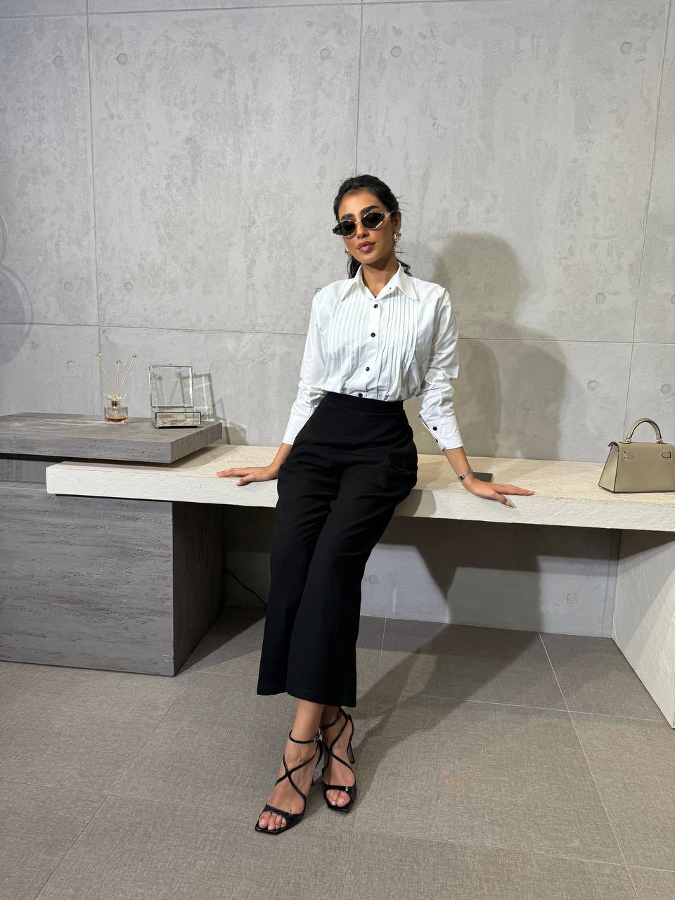 Cotton shirt and crepe trousers set C:165