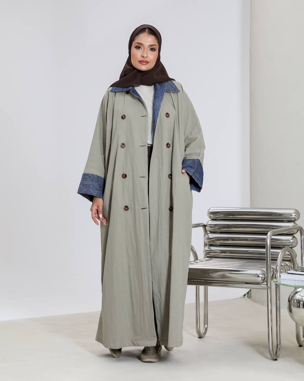 Free size trench coat, in pistachio color with denim details C:6656