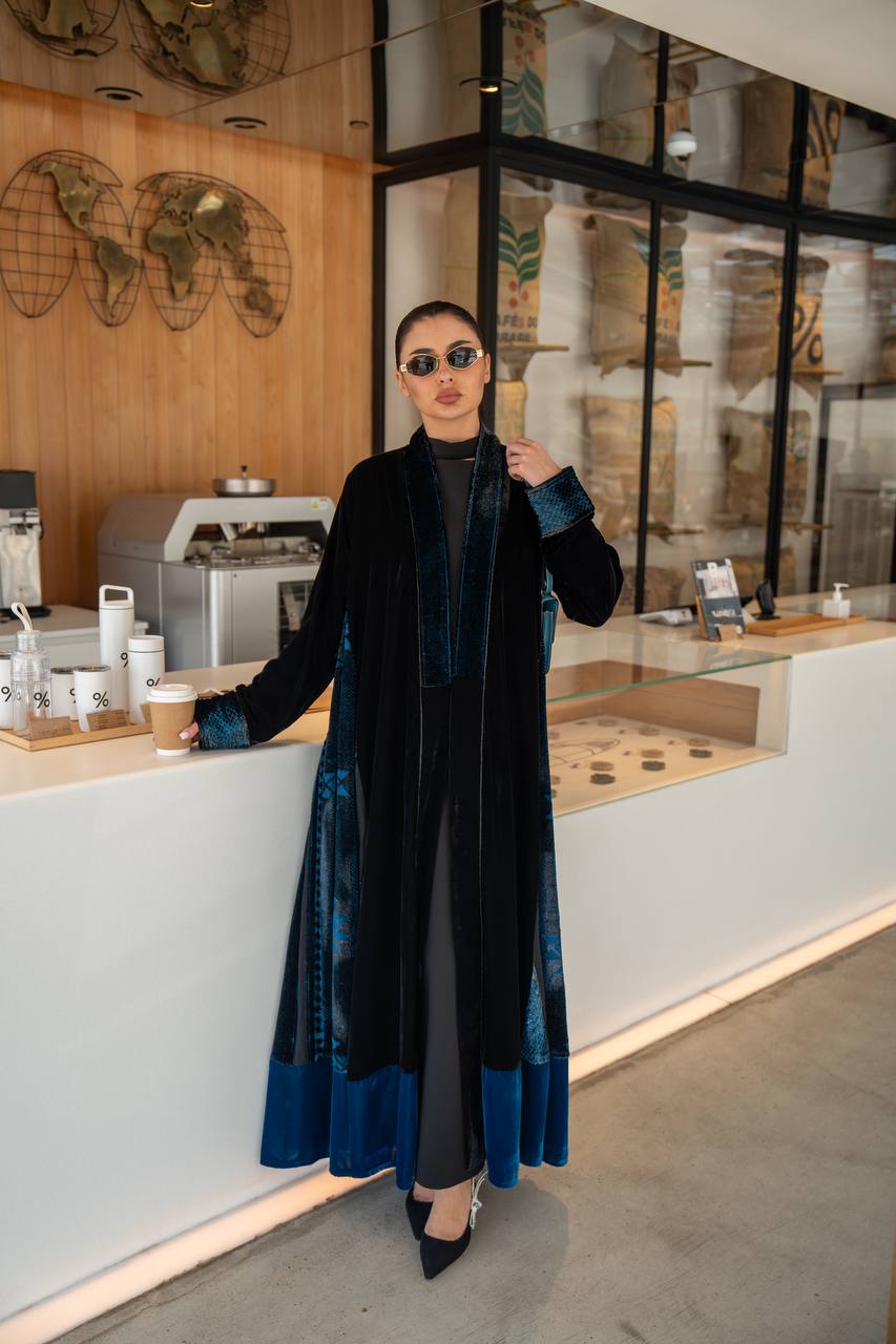 Black and turquoise velvet abaya. C:6701