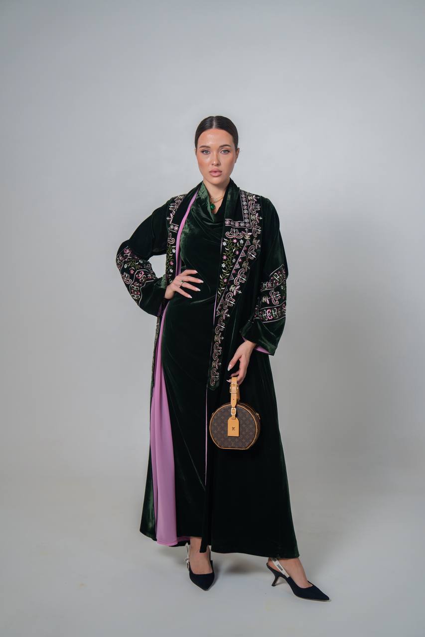 Embroidered velvet abaya, olive green. C:6708