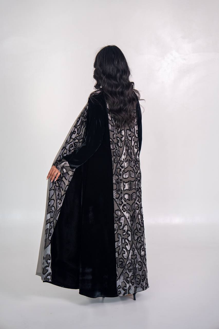 Black velvet abaya. C:6713