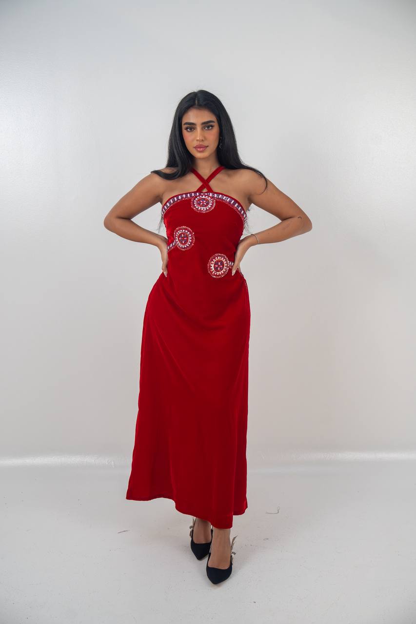 Velvet set with hand embellishment, consisting of a bisht and dress.C:6717