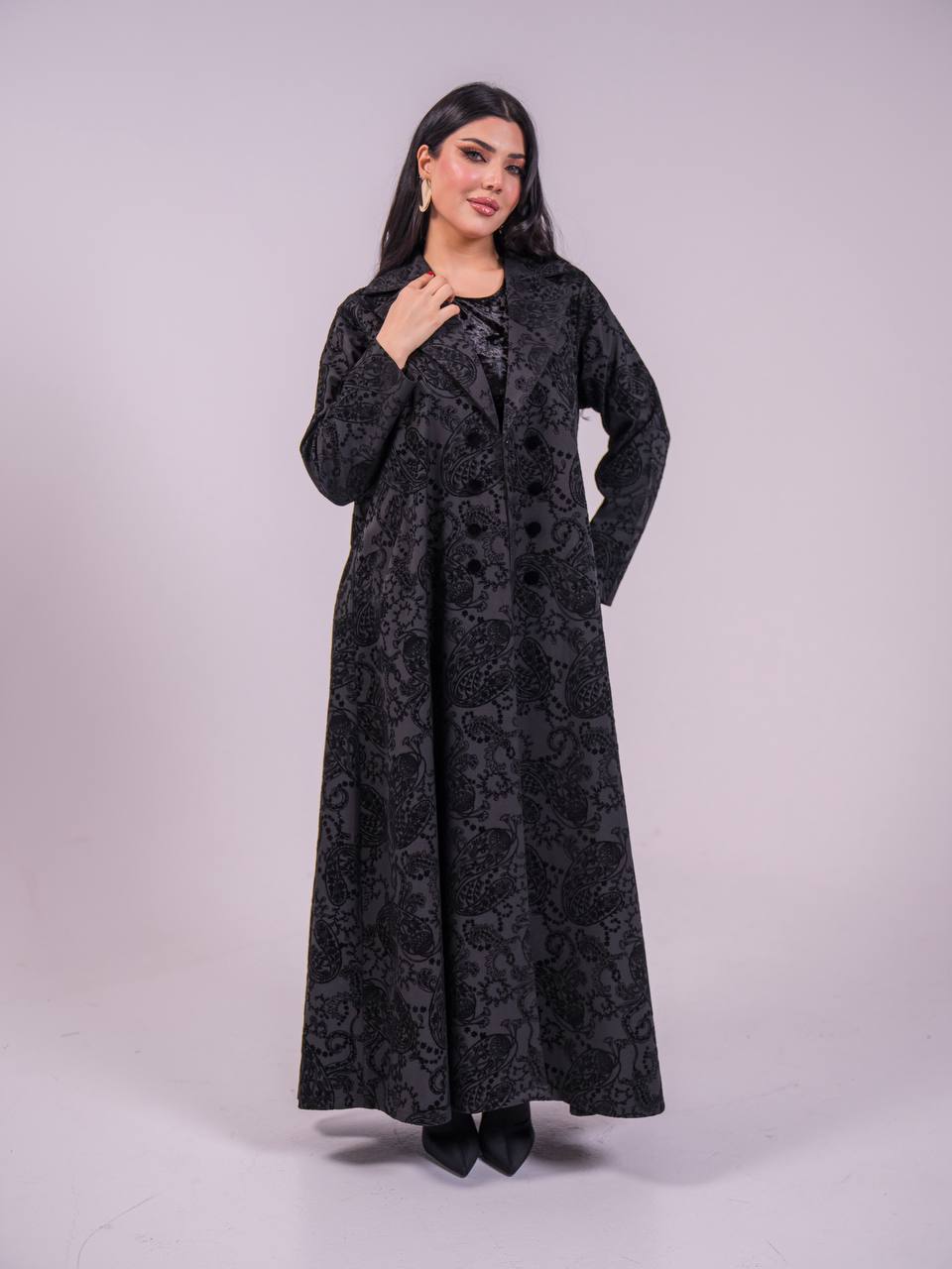Blazer abaya in printed crepe fabric, in black.C:6732