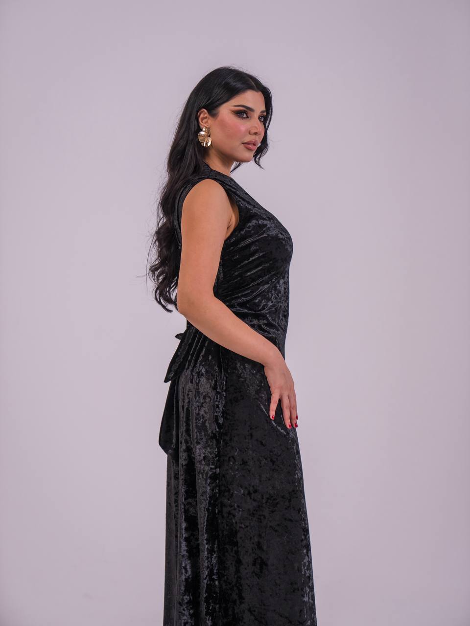black stretch velvet dress. C:223 Black