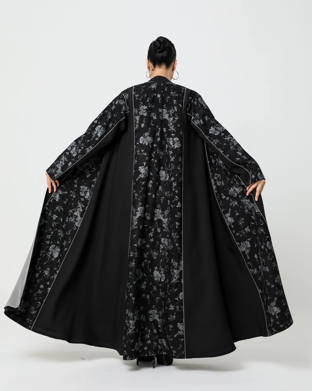 Black crepe fabric abaya. C:6730